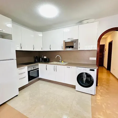 Victoria Court 2 Cristianos
